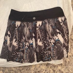 Lululemon tennis skirt